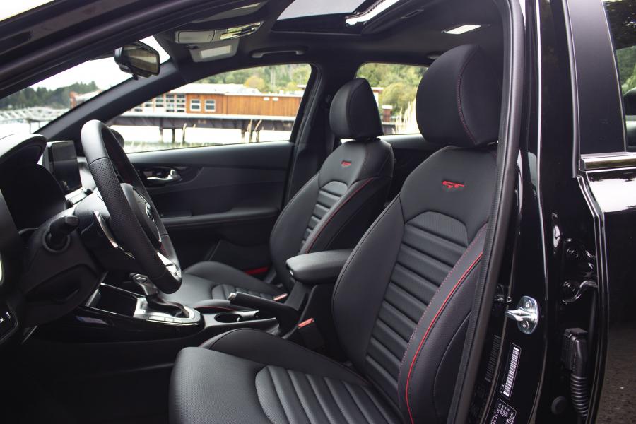 Интерьер Kia Forte GT (BD) 2019 года  (NA) (фото 29 из 32)